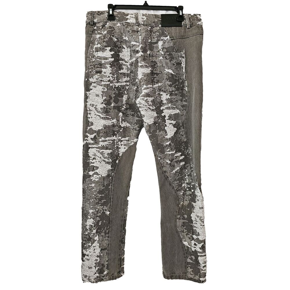 boohoo Man Relaxed Fit Distressed Gray Camouflage size 36 Men's Jeans